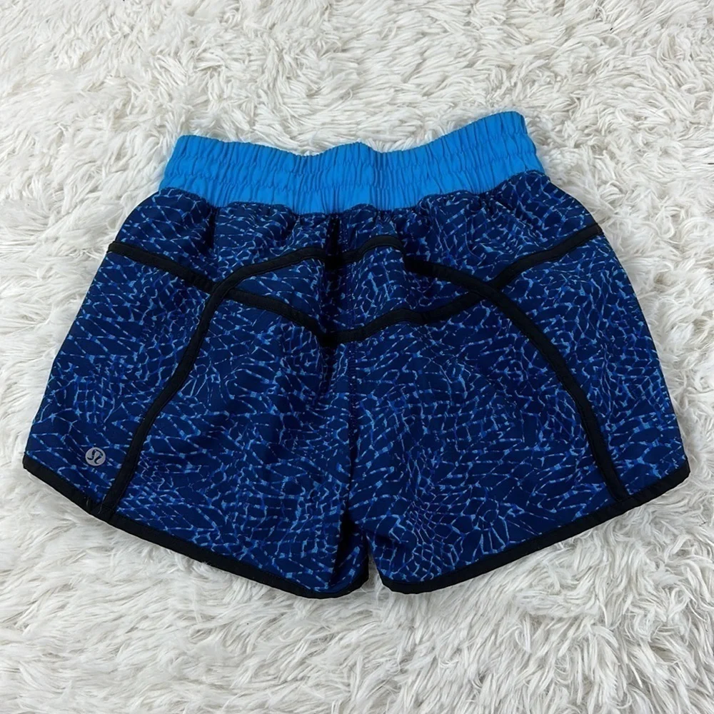 Lululemon Tracker Short III Samba Snake Kayak Blue Hero Blue / Kayak Blue - Picture 7 of 7